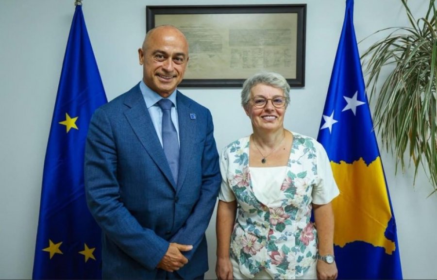 Gërvalla takon shefin e EULEX it  diskutojnë për reformën në drejtësi