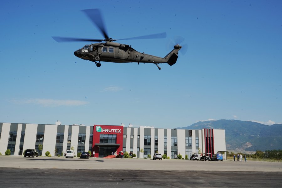 Ushtarët amerikanë ateruan në Frutex