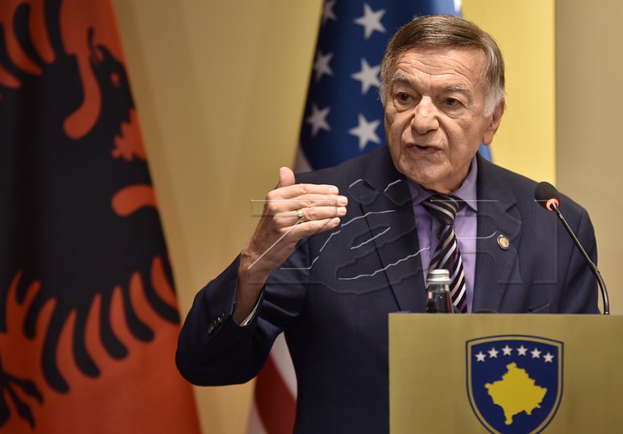 DioGuardi: Shqiptarët për shekuj me radhë janë varrosur nga armiqtë e tyre