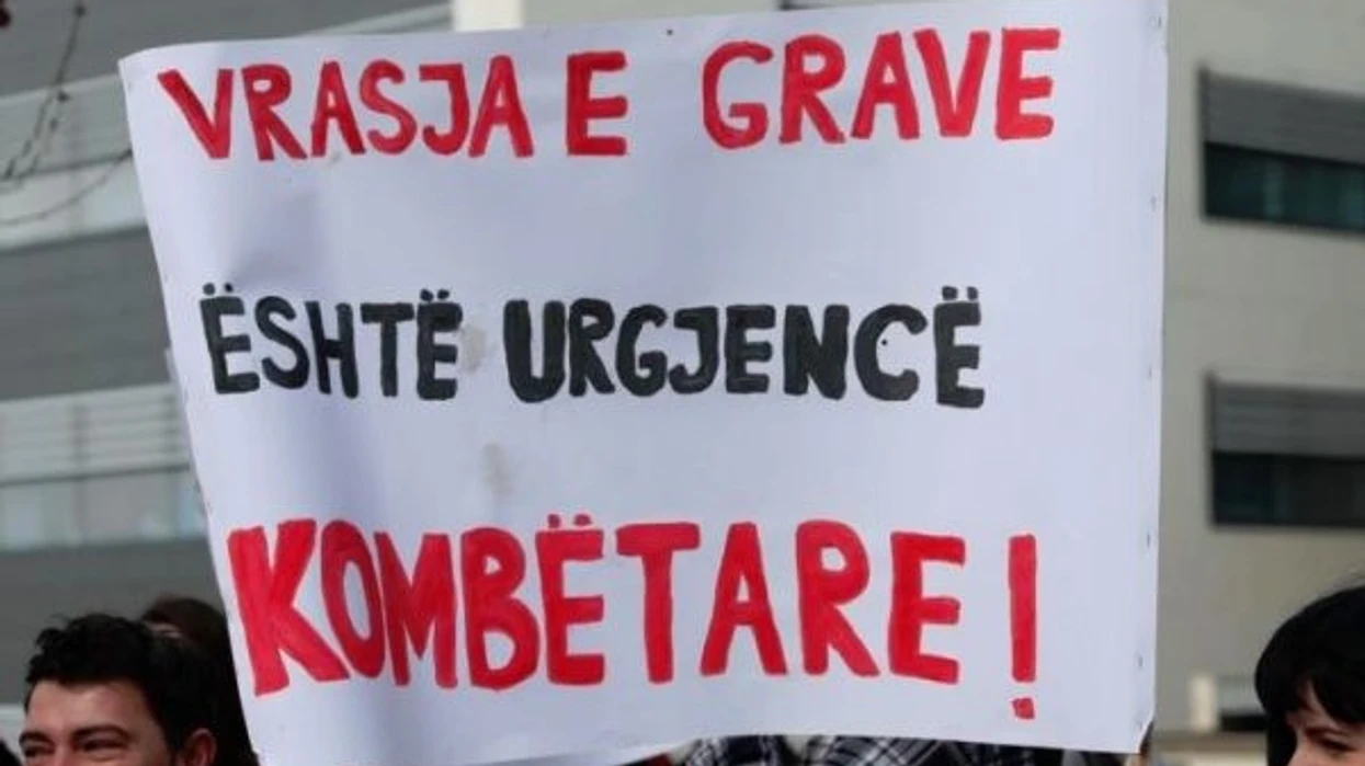 Thirret protestë në Prishtinë kundër vrasjes së grave: Femicidi të trajtohet si urgjencë kombëtare