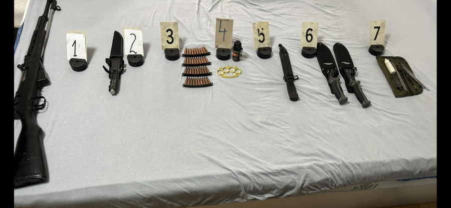 Arrestohet një person në Junik  i sekuestrohen pushka gjysmautomatike dhe 40 fishekë