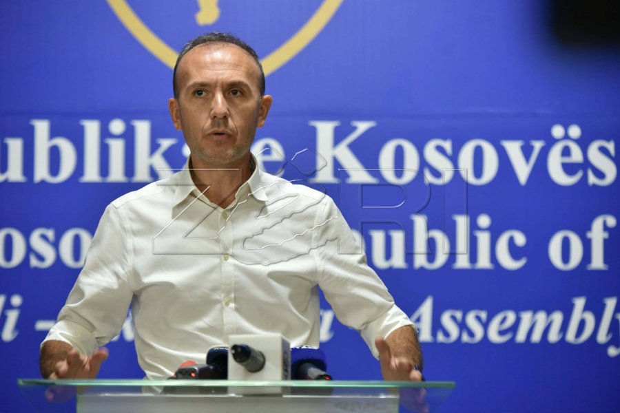 Mustafa: Albin Kurti i ka marrë peng institucionet, të kthehet në Kuvend sepse durimi qytetar po merr fund