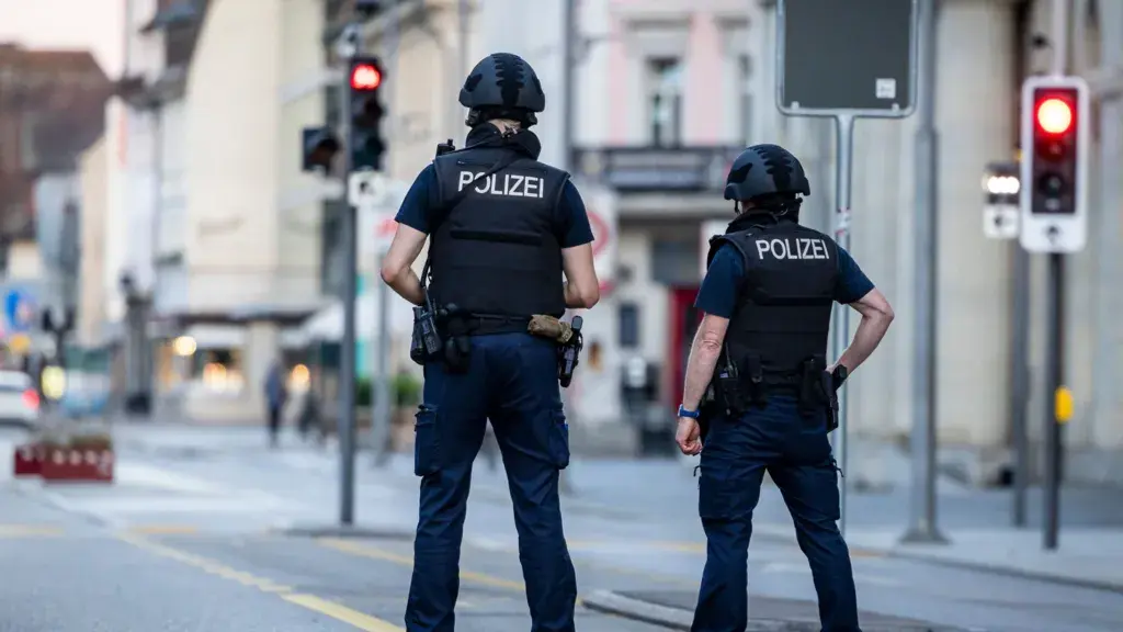 Një 22 vjeçare vritet dhe pesë të tjerë plagosen në një sulm me armë në Zvicër