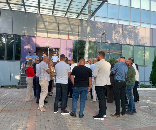 PDK-ja dhe Aleanca, edhe sot bllokojnë hyrjen e Qeverisë