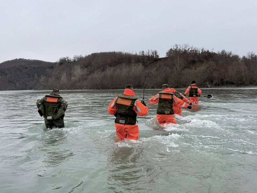 Koordinim Shqipëri-Kosovë, operacioni i kërkimit për të riun e zhdukur në lumin Mat vazhdon