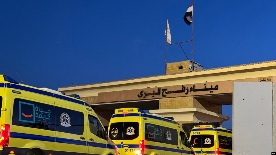 Pikëkalimi në Rafah në Gazë rihapet në mënyrë të kufizuar pas dy vjetësh luftë