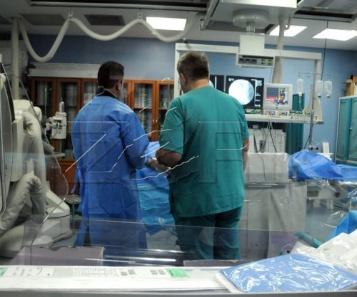 Arsyeja pse kirurgët veshin mantel të gjelbër