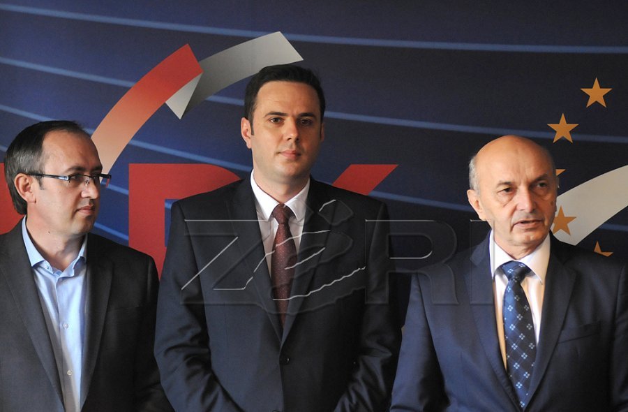 Mustafa mohon pretendimet se kurdisi plan për ta rrëzuar Abdixhikun