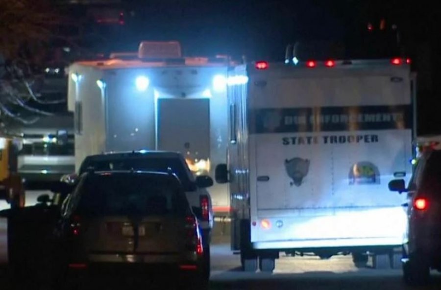 Rrëzohet helikopteri gjatë reagimit ndaj të shtënave në Arizonë  dy të vdekur