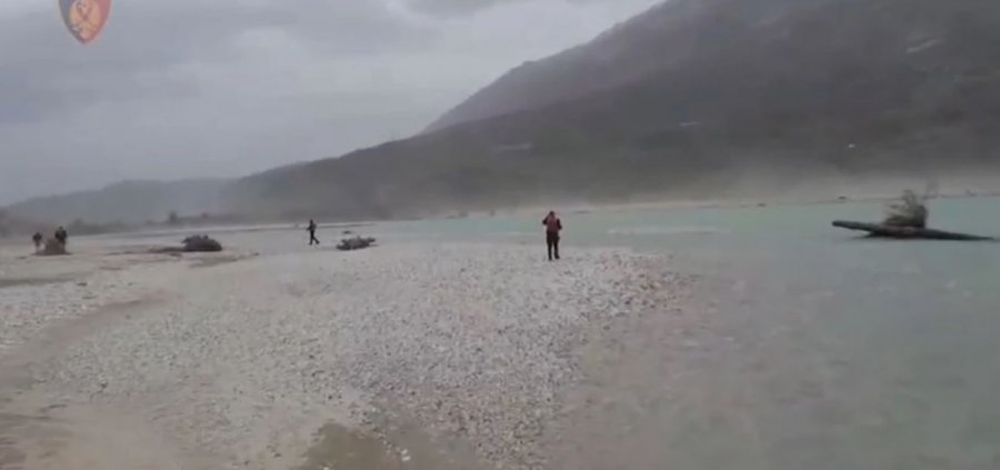 Tri ditë në kërkim të bariut  dyshohet se e ka marrë rrjedha e lumit Vjosë