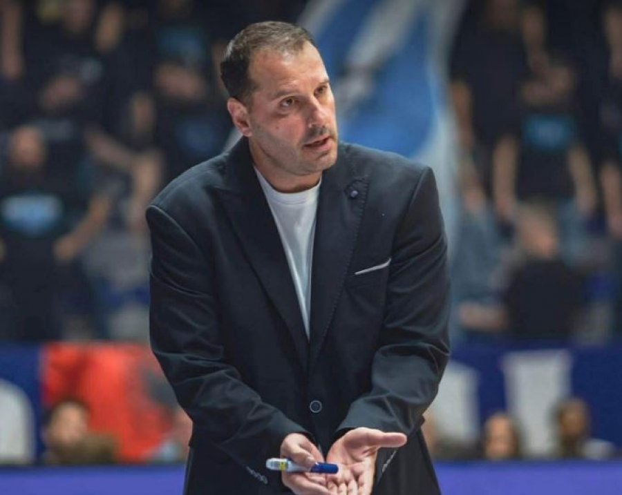 zyrtare-trajneri-michail-kakiouzis-largohet-nga-kb-prishtina