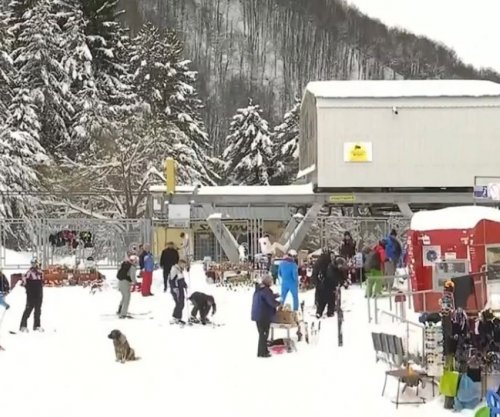 Turistët e huaj mahniten nga natyra, por ankohen për infrastrukturën e Brezovicës