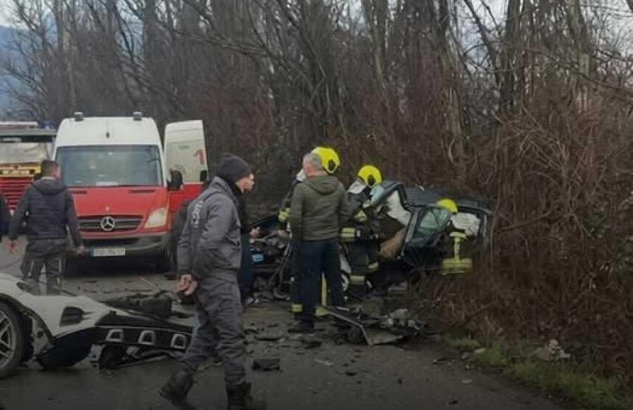 Spitali i Pejës  Gruaja e aksidentuar në Loxhë ka mbërritur pa shenja jete  i lënduari tjetër jashtë rrezikut