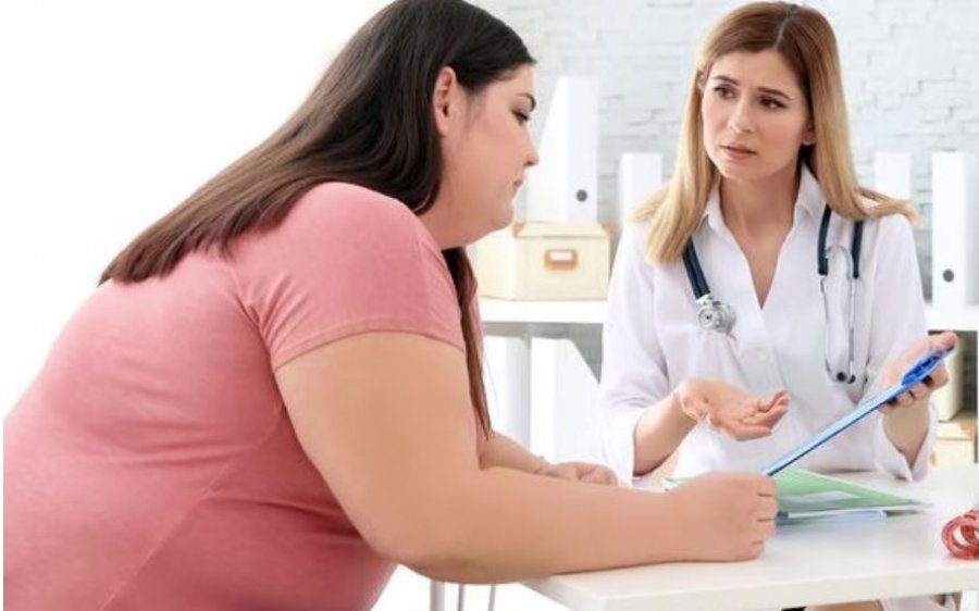 Ushqimet kyçe që balancojnë hormonet dhe luftojnë mbipeshën