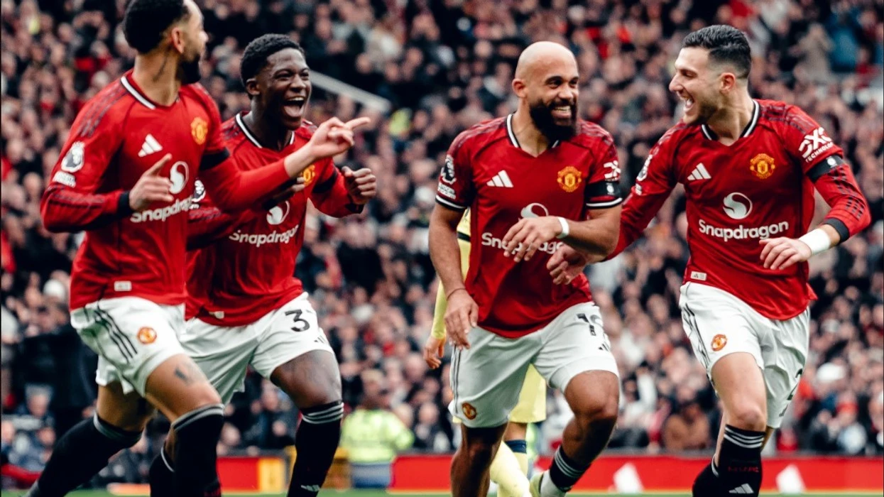 Manchester United fiton me rezultat komod ndaj Tottenhami