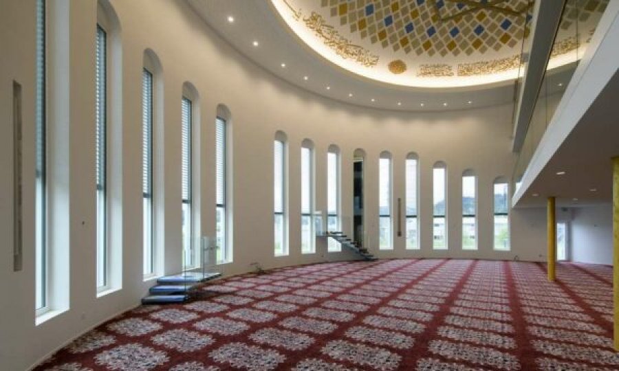 Komuna ua kundërshton xhaminë shqiptarëve në Schwyz  druajnë se dikush nga jashtë mund të ketë interes