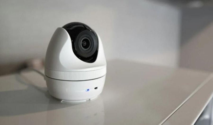 Si të dalloni kamerat e fshehura në hotele dhe apartamente të marra me qira ditore  këshillat që japin ekspertët