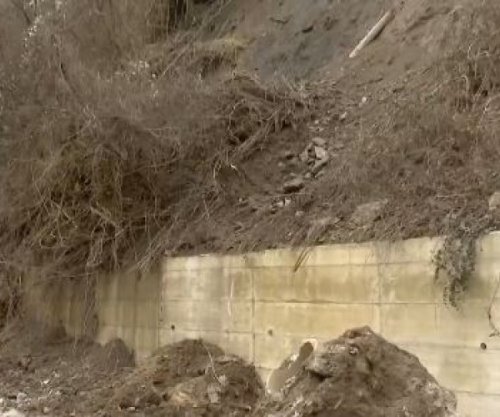 Rrëshqitje e gurëve dhe dheut në rrugën Prizren – Prevallë