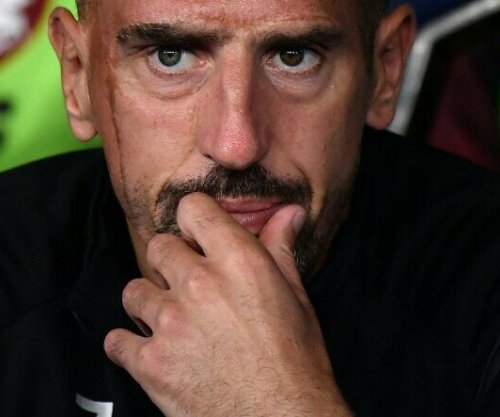 Ribery mohon çdo lidhje me Epsteinin, paralajmëron padi