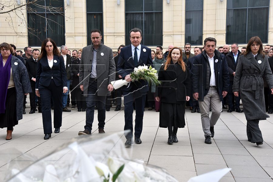 Kurti kujton Xheladinin e Balajn: Policët e UNMIK-ut dolën jo për të na ndaluar ose arrestuar, por për të na vrarë