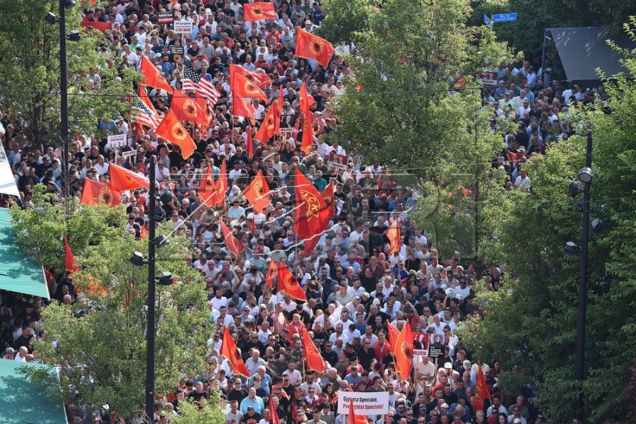 BIK: Hytbja e xhumasë së 13 shkurtit do t’i kushtohet Ditës së Pavarësisë dhe marshit për mbështetjen e ish-krerëve të UÇK-së