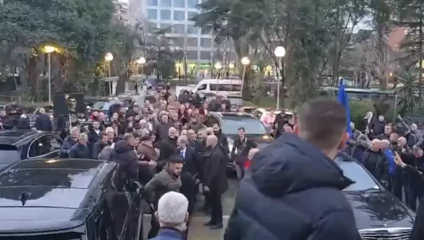 Nis protesta e Partisë Demokratike në Shqipëri