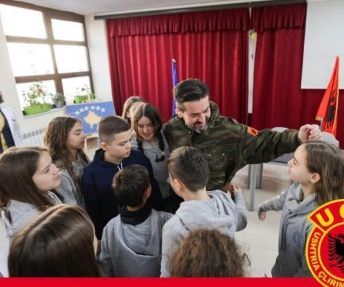 Asambleistët e PDK-së në Prishtinë kërkojnë që ora e parë e 16 shkurtit t’i kushtohet rolit të UÇK-së