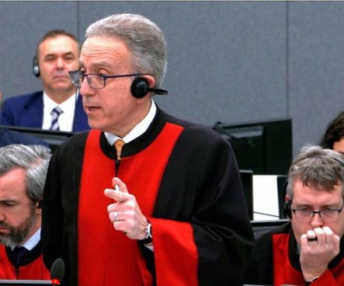 Avokati: Thaçi duhet të shpallet i pafajshëm, të kthehet te familja e vendi i tij