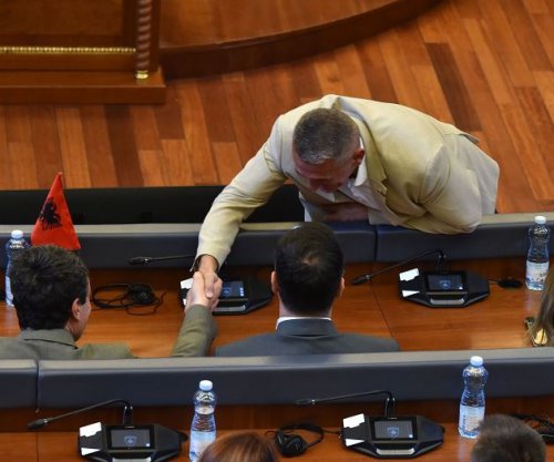 Rashiqi kërkon nga Lista Serbe të deklarohet për integrimin e institucioneve serbe, Bislimi paralajmëron javë kyçe