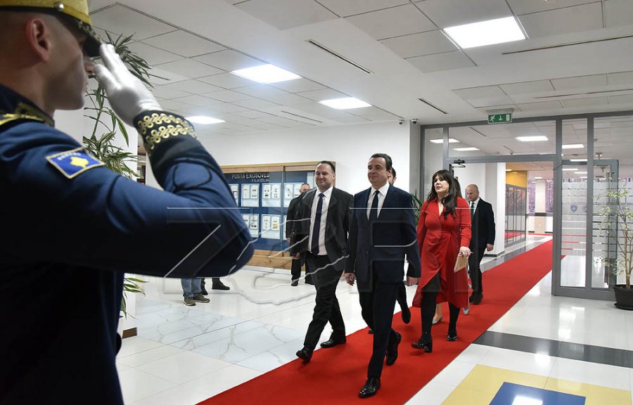 Kurti: Nga nesër jam gati për t’i filluar diskutimet rreth presidentit