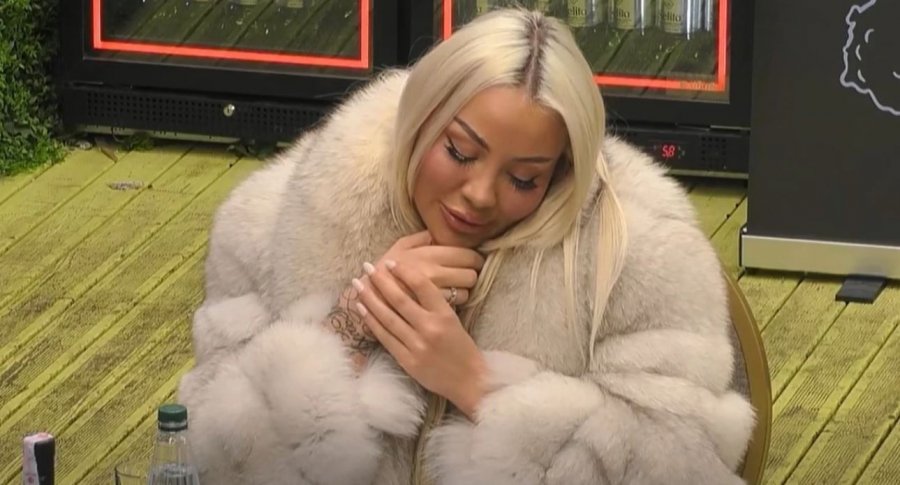 Benita beson se do të mbetet shoqe me Elijonën edhe jashtë BBVK së  video 