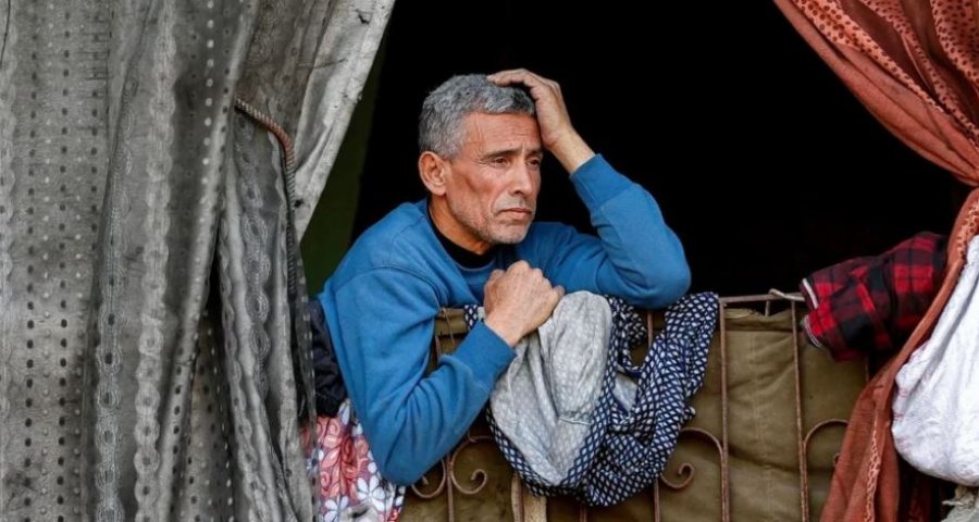 Palestinezët rrëfejnë tmerrin e përditshëm  Plumbat dhe shpërthimet nuk po ndalen