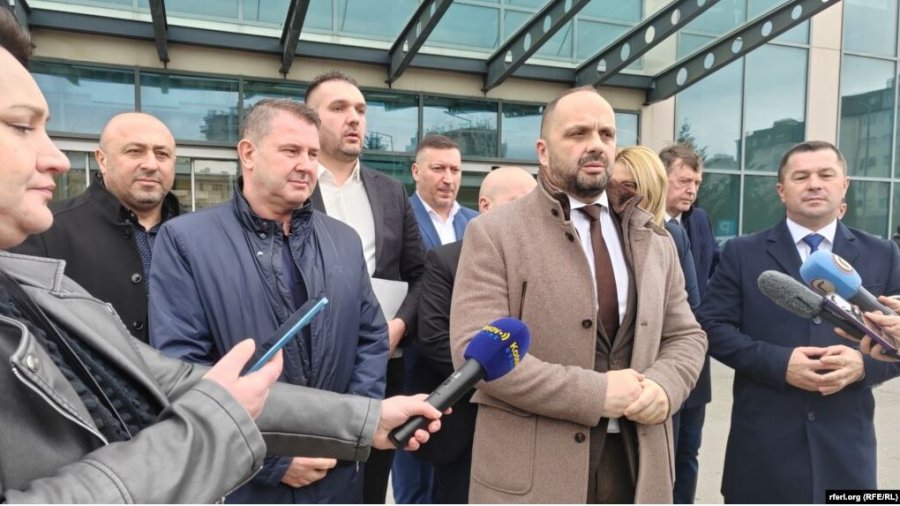 Kryetarët serbë  Në takim me ministrin Krasniqi nuk u diskutua për integrimin