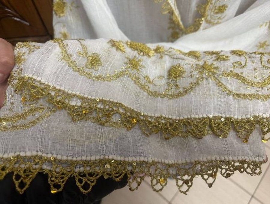 Qëndisja me ojë  element i identitetit kulturor gjirokastrit