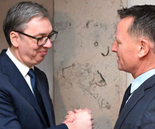 Vuçiqi  takohet me Grenellin në Konferencën e Sigurisë në Mynih: Mik i Serbisë