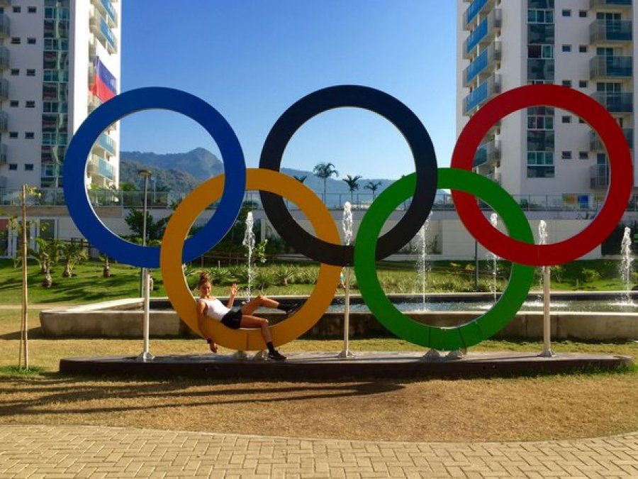 Dashuri në klimë të ftohtë  Fshati Olimpik Dimëror mbetet pa prezervativë pas vetëm tre ditësh