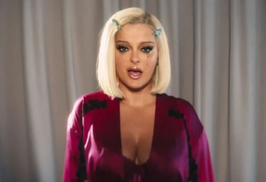 Bebe Rexha flet për  vuajtjet  nga ish shtëpia diskografike  Shumë hite kisha në kompjuter  por nuk më linin t i publikoja