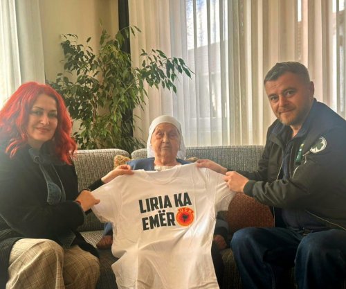 Nëna e ish-presidentit Thaçi mbështet fuqishëm marshin e 17 shkurtit