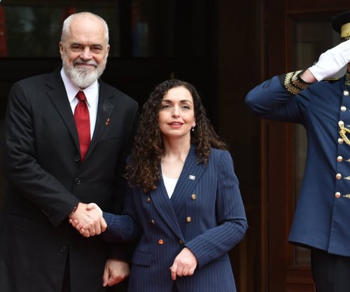 Rama zbulon “sekretin shtetëror”: Osmani u kërcënua për dy vjet pasi refuzoi bastisjen e Zyrës së Presidencës nga Gjykata Speciale