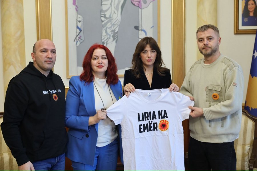 Albulena Haxhiu mbështet marshin e nesërm  Drejtësi  jo politikë 