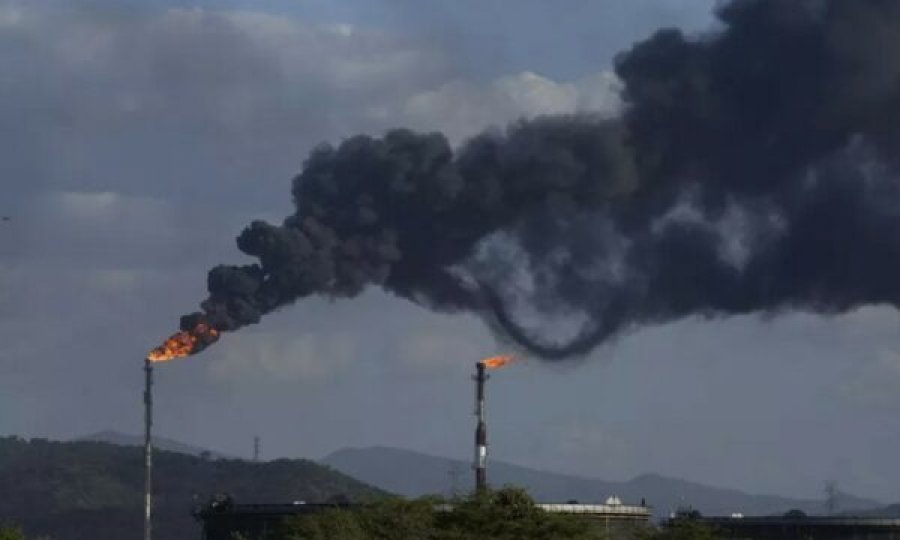 Pas kërkesës së Trump  Turqia ul ndjeshëm blerjet e naftës ruse