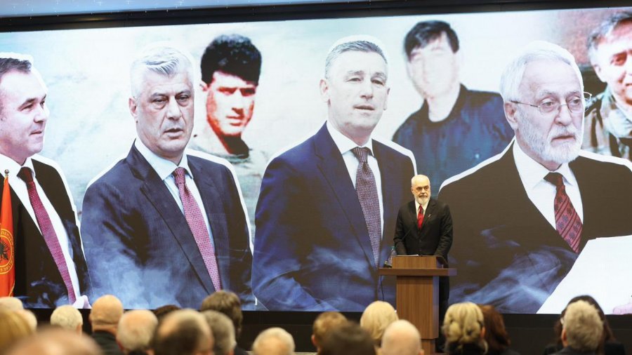 Edi Rama uron Pavarësinë e Kosovës, njofton se s’do të jetë pjesëmarrës në marshin “Drejtësi, jo politikë”