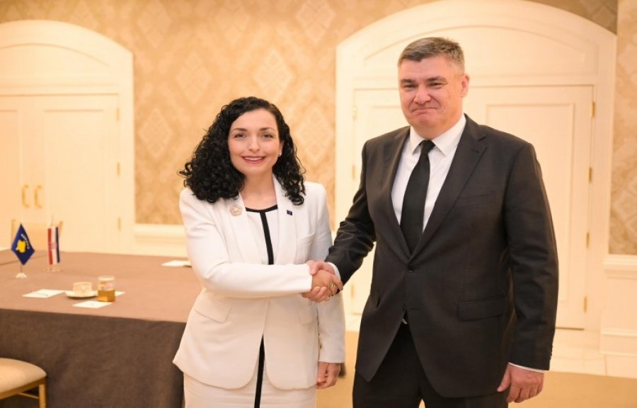 Milanoviç uron Presidenten Osmani për 18-vjetorin e Pavarësisë së Kosovës
