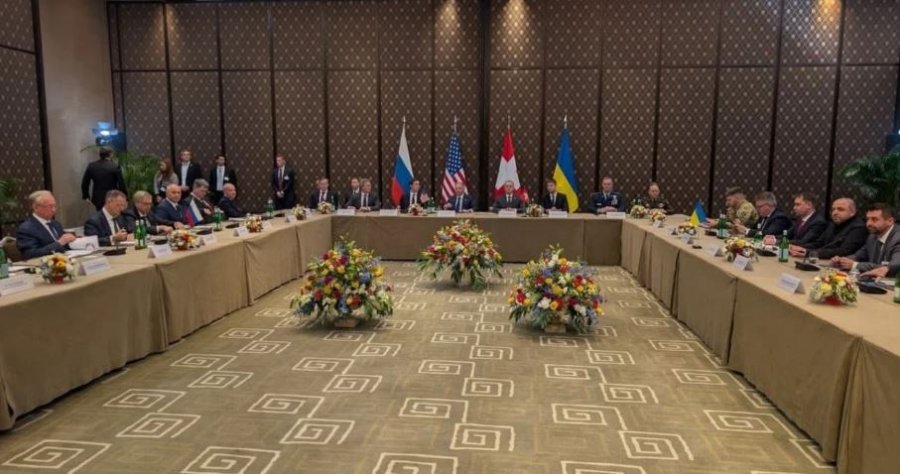 Nisin bisedimet trepalëshe të paqes në Gjenevë