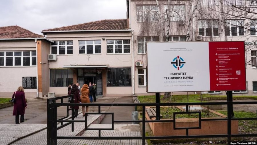 BE  Statusi i institucioneve arsimore dhe shëndetësore serbe në Kosovë të zgjidhet në dialogun e Brukselit