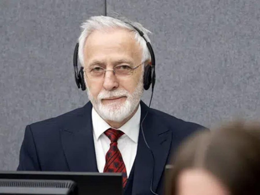 Vajza e Jakup Krasniqit  E drejta për të jetuar i lirë nuk është krim