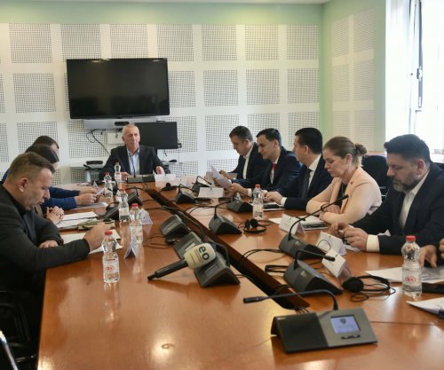 Komisioni për AKI-në nënshkruan letrën e zotimit për informatat nga Inteligjenca