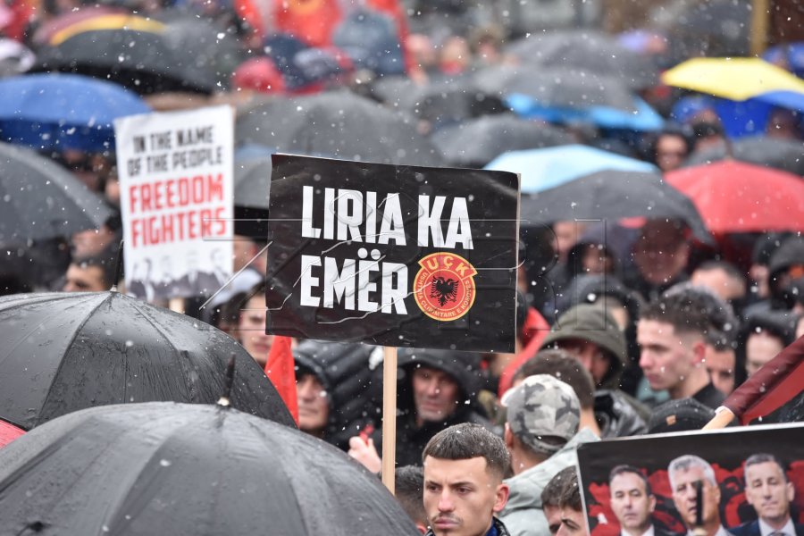 PDK ja pret vendim të drejtë në Hagë   shpreh besim në pafajësinë e Thaçit  Veselit  Krasniqit dhe Selimit