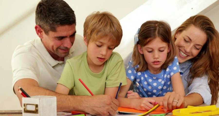 gjerat-qe-femijet-do-t-i-mbajne-mend-nga-prinderit-e-tyre