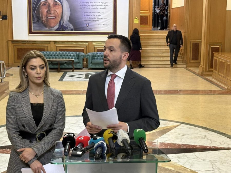 PDK-ja akuzon pushtetin për rrëzimin e 32 amendamenteve rreth buxhetit, përfshirë mbështetjen për ish-krerët e UÇK-së